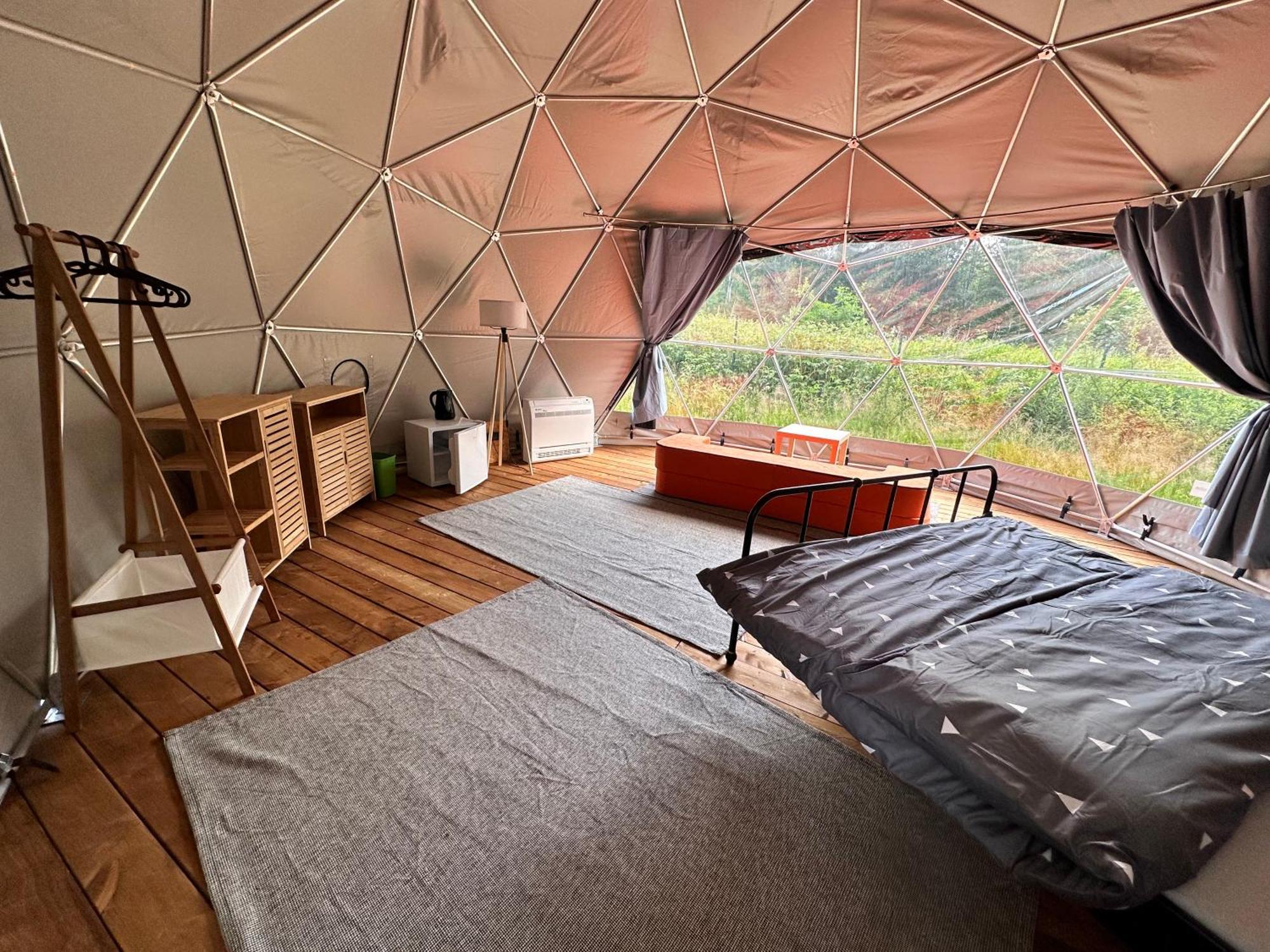 Glamping Stodola Dome Hotel Sciegny Exterior photo